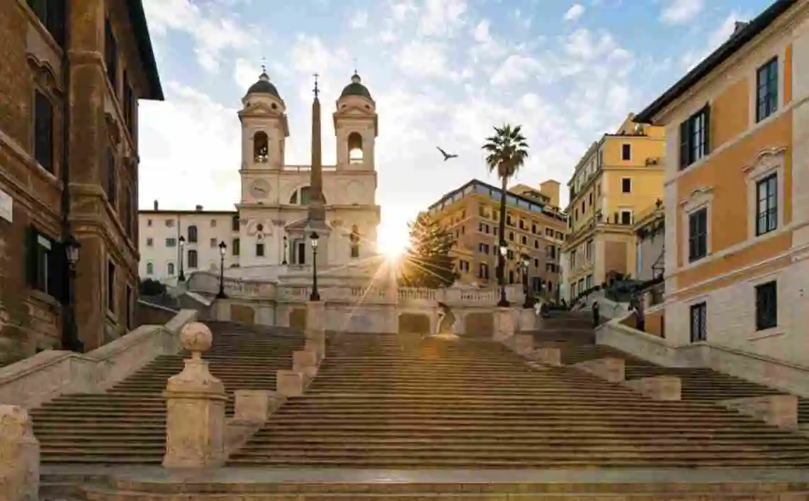 Hotel Hassler Roma at top of Spanish Steps with timeless elegance